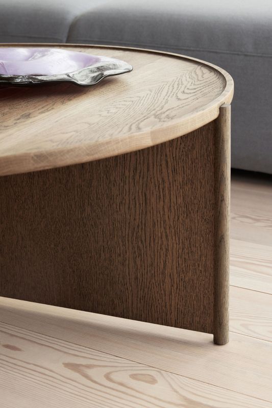 Cling coffee table circular