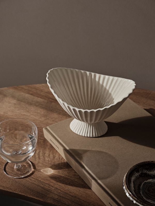 Fountain Bowl - 19 - Off-white