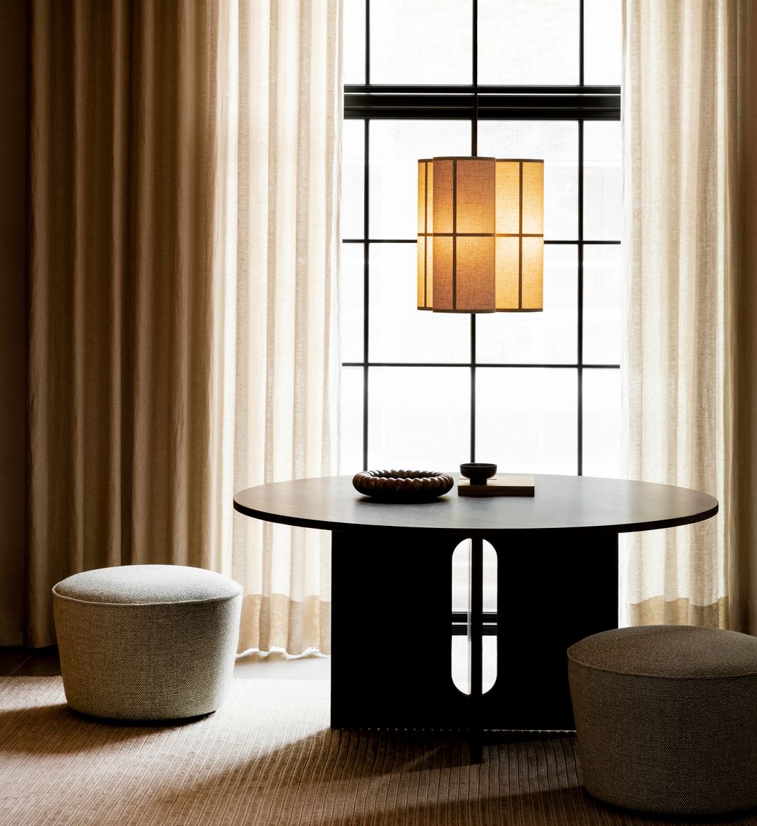 Androgyne Dining Table - Ø150