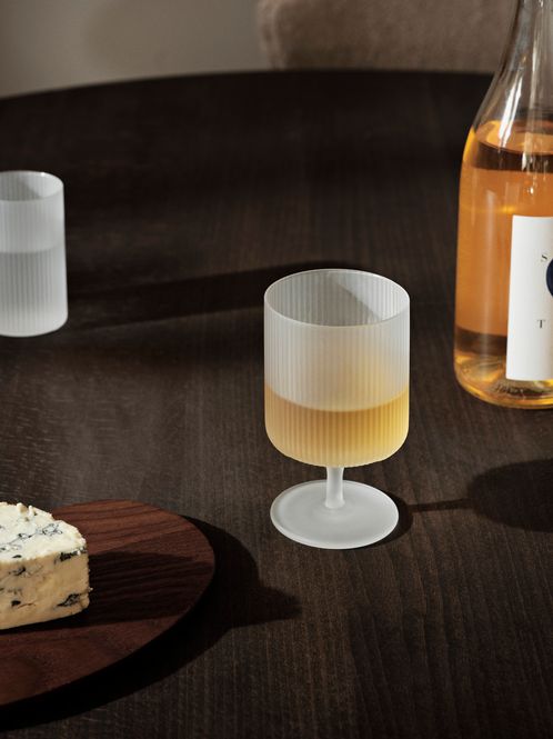 Hovedbilde Ripple Wine Glasses - Frosted (set of 2)