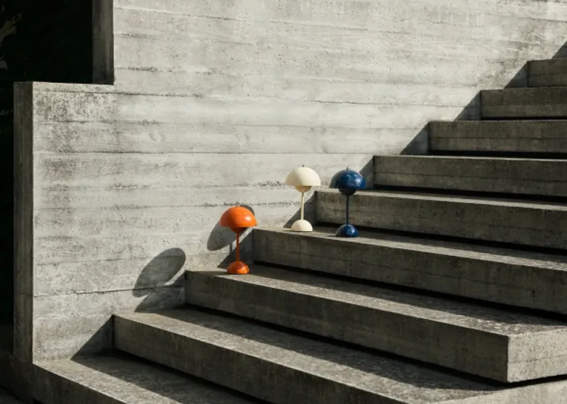 Flowerpot VP9 Verner Panton 1968 Portable lamp