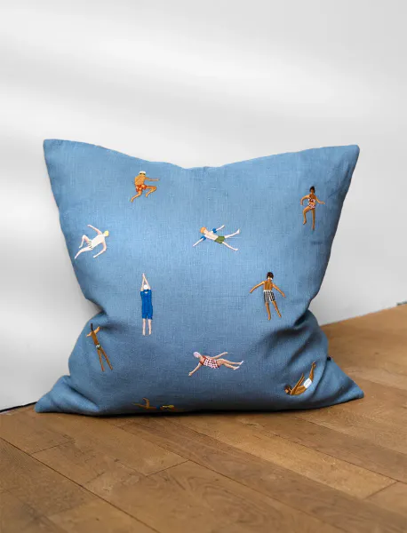 Hovedbilde Swimmers Embroidered Cushion Cover, blue