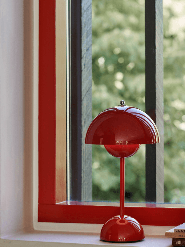 Flowerpot VP9 Verner Panton 1968 Portable lamp